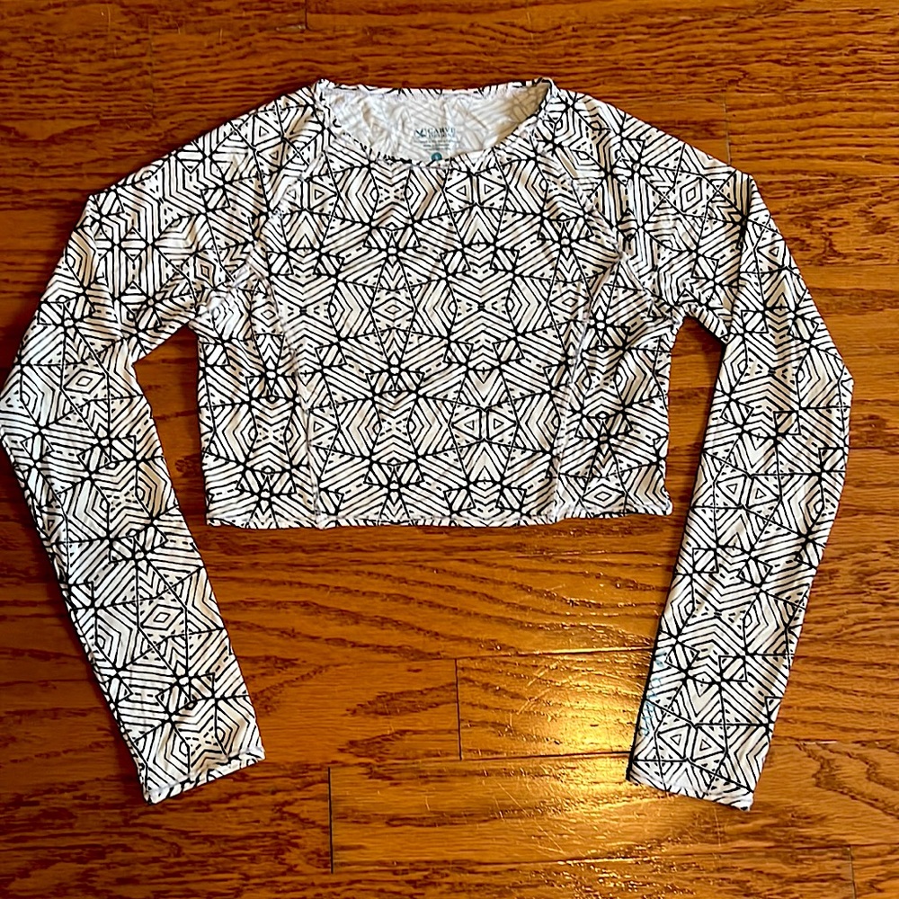 Carve Designs cropped rash guard